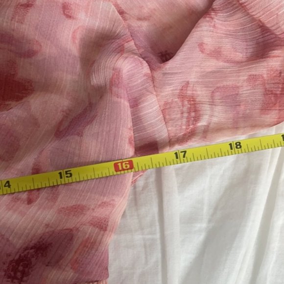 NWT Bar III Floral Print Smocked Waist Top - Picture 10 of 11